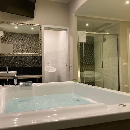 Goditi Napoli2 Apartment Bagian luar foto