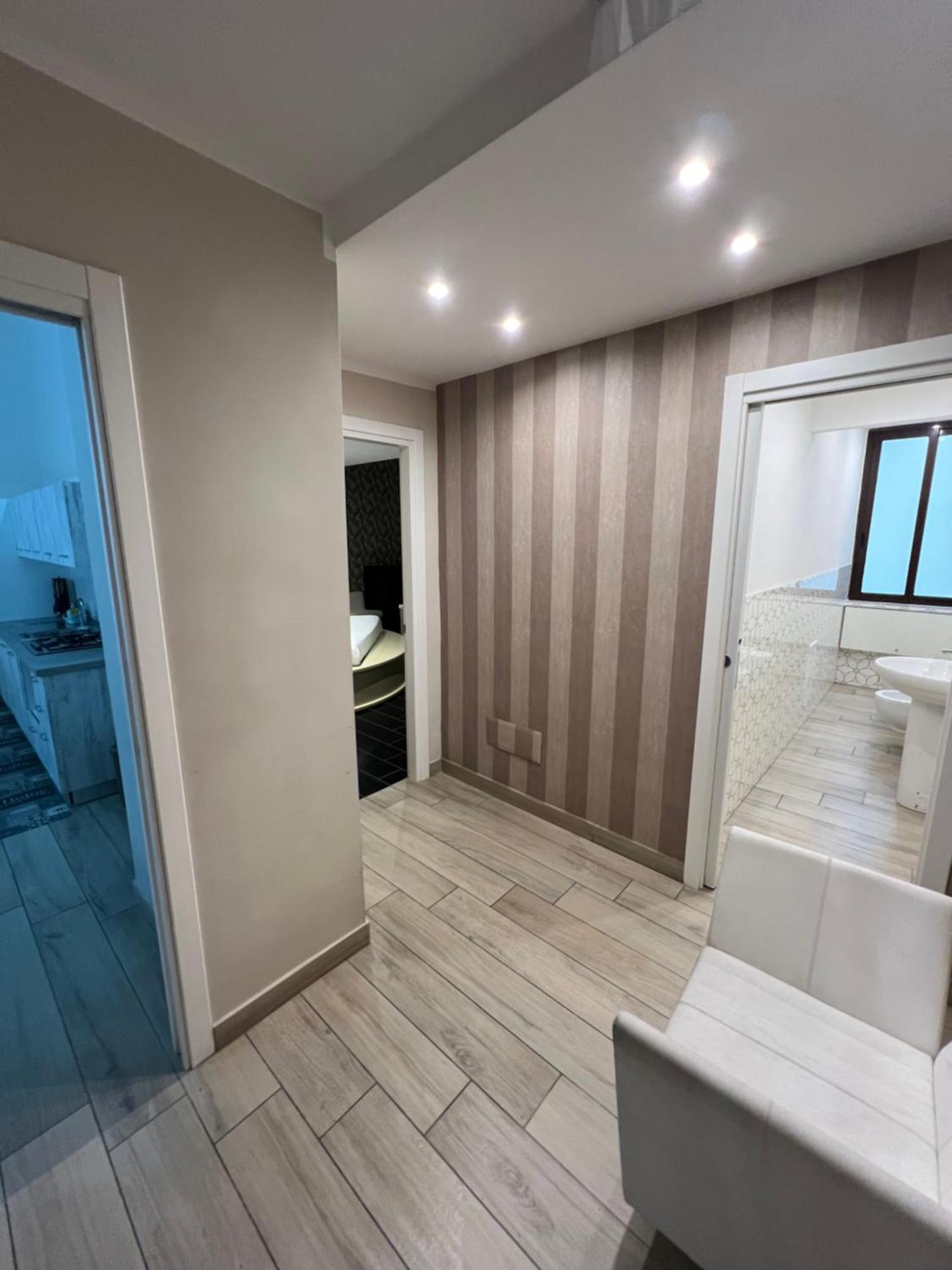 Goditi Napoli2 Apartment Bagian luar foto